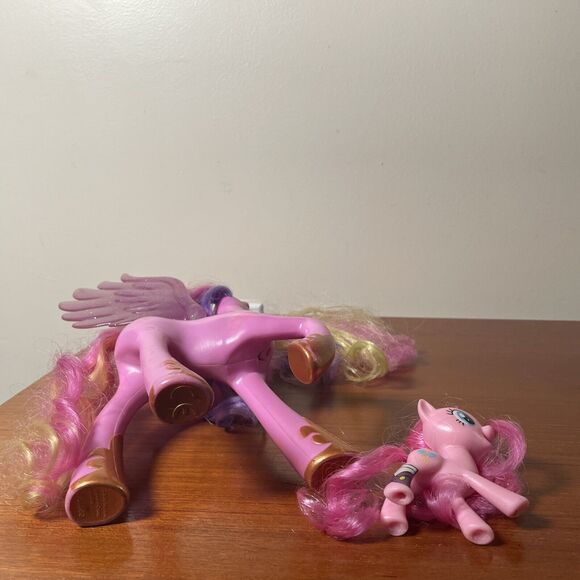Hasbro My Little Pony Princess Cadence And MLP G4 Pinkie Pie Toy Figure READ - Picture 6 of 7